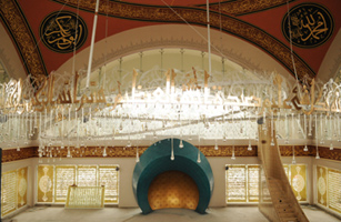 interior of the Sakirin mosque