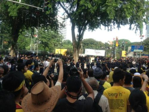 @Liungshi : At Dataran Merdeka #bersih http://t.co/JIGTfeVE