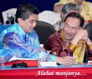 http://2.bp.blogspot.com/-ur-QrG-70bk/T2F9iALX-QI/AAAAAAAADuk/Lq23Mvyw7tU/s1600/azmin+anwar.jpg