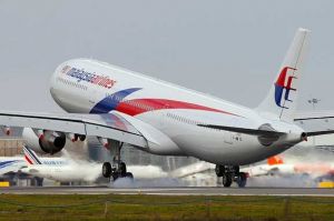 http://www.freemalaysiatoday.com/wp-content/uploads/2012/03/Malaysian-Airlines-A330-300-300x199.jpg