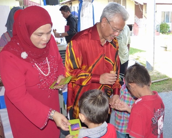 Husni and wife