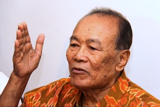 Tunku-Abdul-Aziz