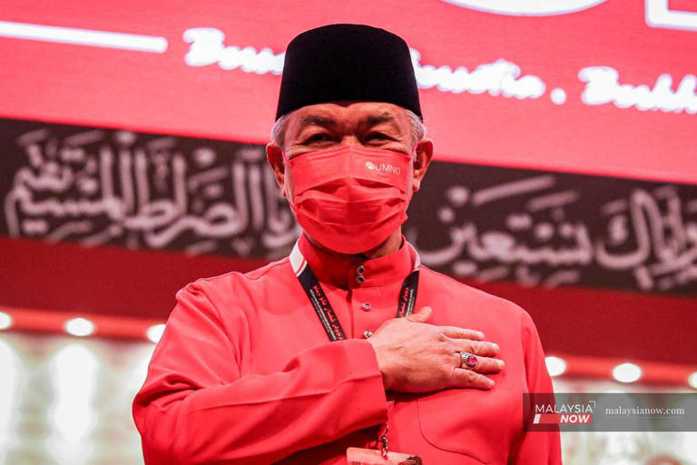 Can Zahid Hold The Fort As Umno President? - Malaysia Today